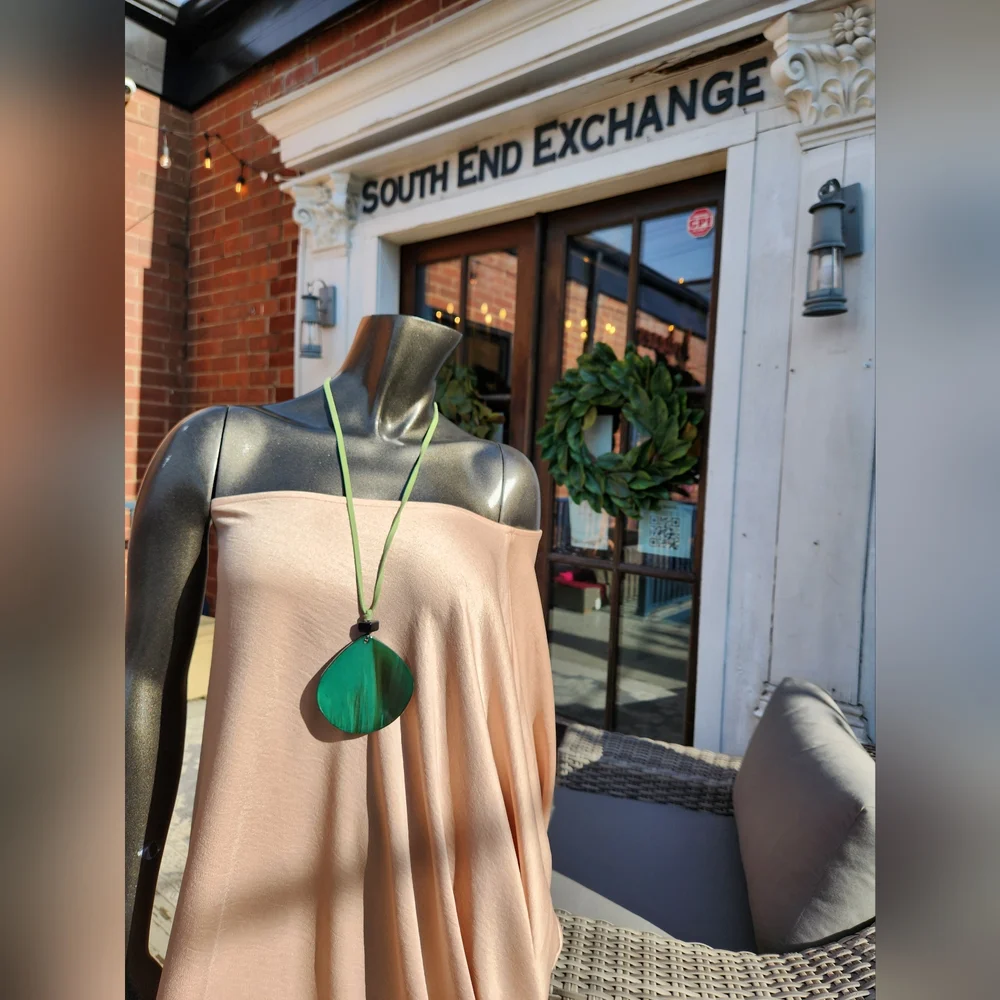 ✨️New to the Boutique! Adjustable Blue and Black Necklace -Double-si… - Picture 13 of 13